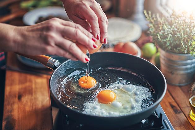 The Truth About Eggs: How Many Are Healthy And From When They Are Harming the Body